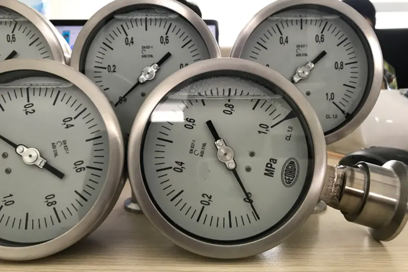 Đồng hồ áp suất màng là gì?