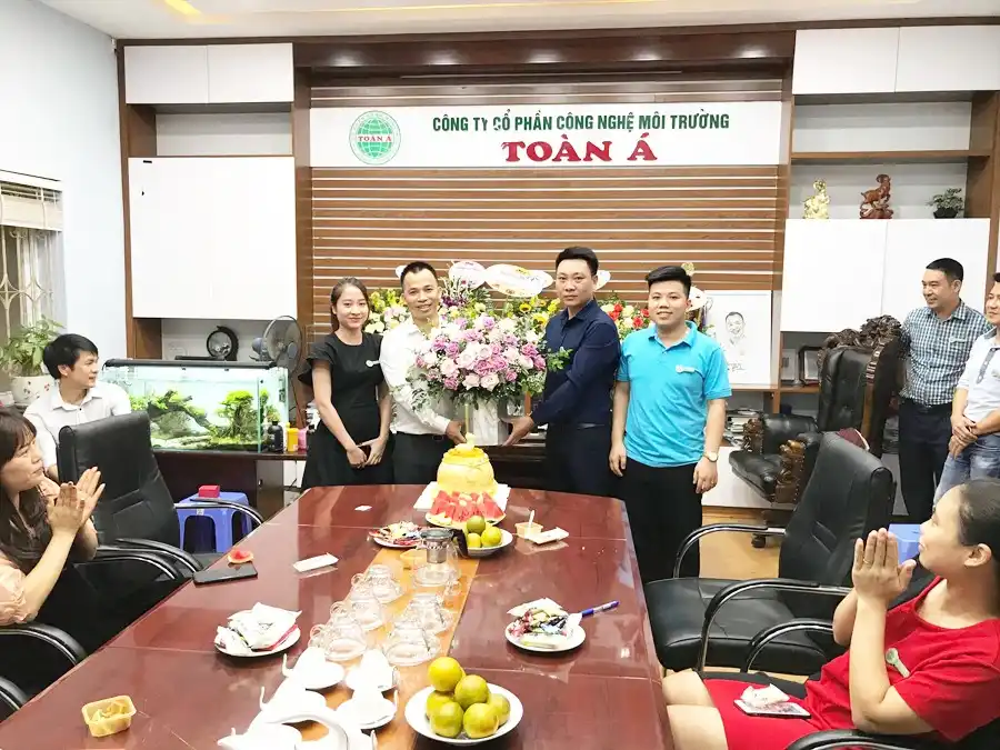 Chào mừng ngày doanh nhân Việt Nam - 13/10/2020 - 3 284ec17c717c8f22d66d