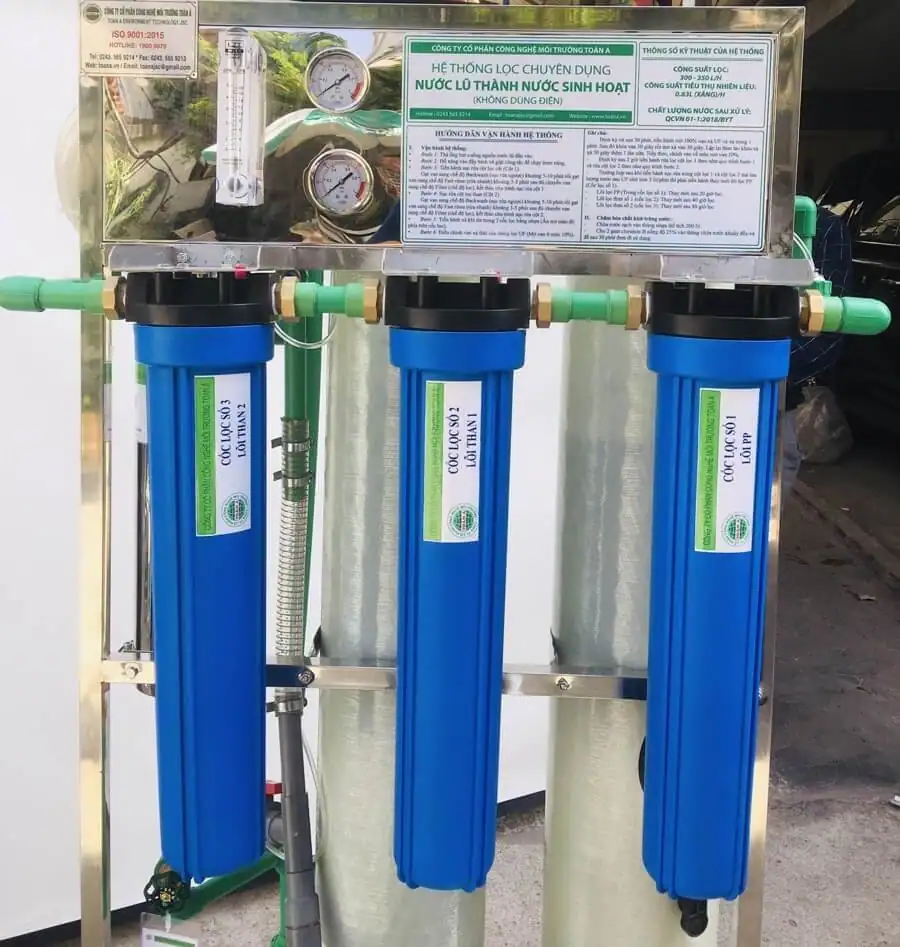 Toàn Á ngừng tiếp nhận ủng hộ đồng bào lũ lụt miền Trung - 5 Chuẩn Bị, Sắp Xếp đồ Cứu Trợ Miền Trung Tại Công Ty Toàn Á 5