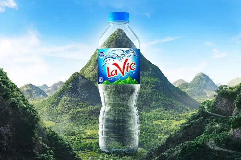 Ưu điểm, các loại và thương hiệu chai nước đóng chai uy tín - 2 Những ưu điểm của chai nước đóng sẵn